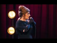 Embedded thumbnail for ADELE vermomt zich als zichzelf voor talentenjacht